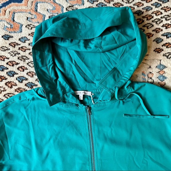 NAKED ZEBRA LIGHTWEIGHT TEAL HOODED SILKY CROPPED JACKET - Picture 2 of 5